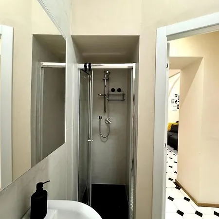 Апартаменты Portofino Coast Design Studio - Private Parking Рапалло
