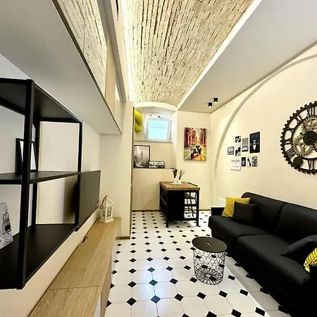 Апартаменты Portofino Coast Design Studio - Private Parking Рапалло